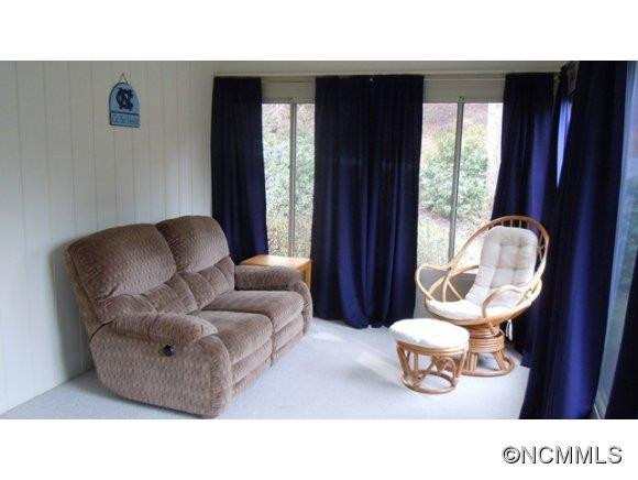 120 Haywood Knolls Drive - Photo 6