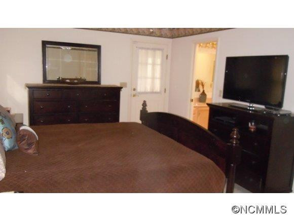 120 Haywood Knolls Drive - Photo 8