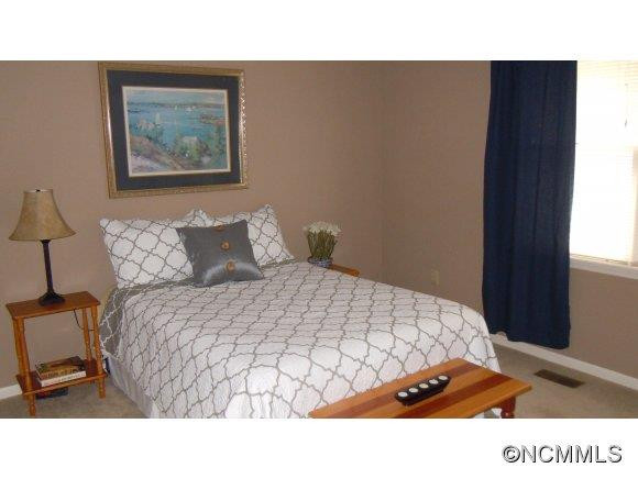120 Haywood Knolls Drive - Photo 10