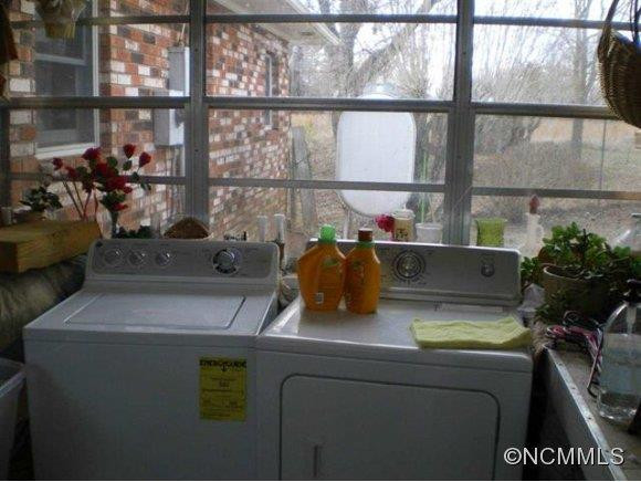 306 Hopewell Road - Photo 17