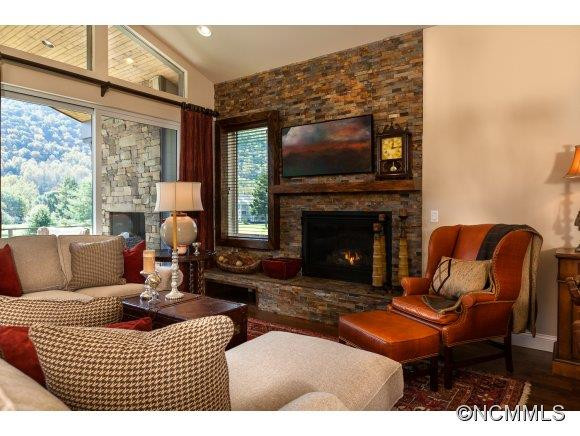 232 Alexander Drive - Photo 4