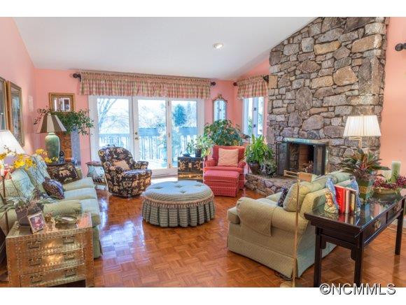16 Ridgeview Drive - Photo 2