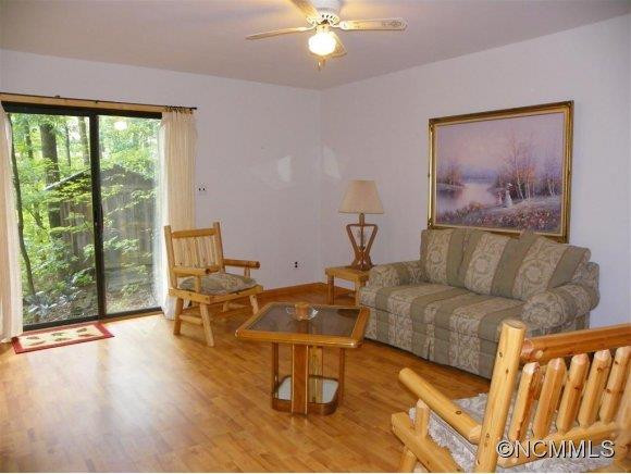 307 Peartree - Photo 9