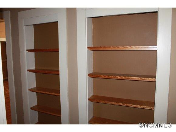 405 Shepherd Street - Photo 11