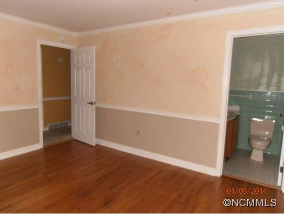 738 Gallimore Road - Photo 10