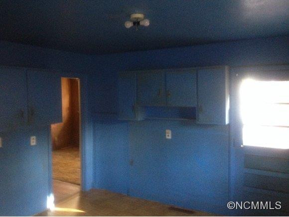 238 London Road - Photo 9