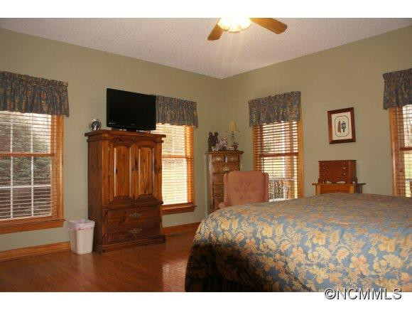163 Summit Lane - Photo 15
