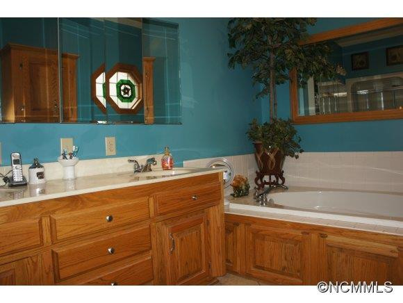 163 Summit Lane - Photo 16