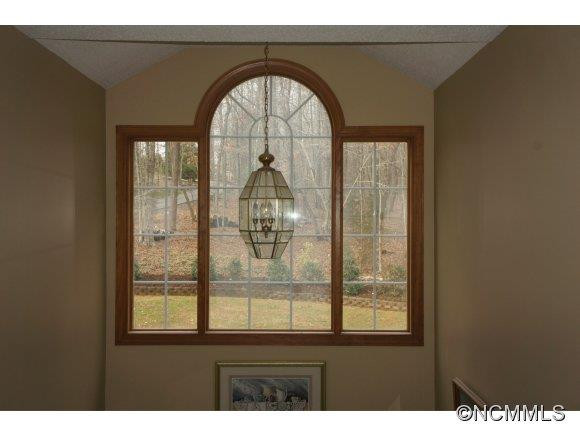 163 Summit Lane - Photo 17