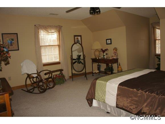 163 Summit Lane - Photo 18