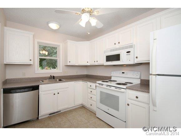 77 Lees Creek Road - Photo 5