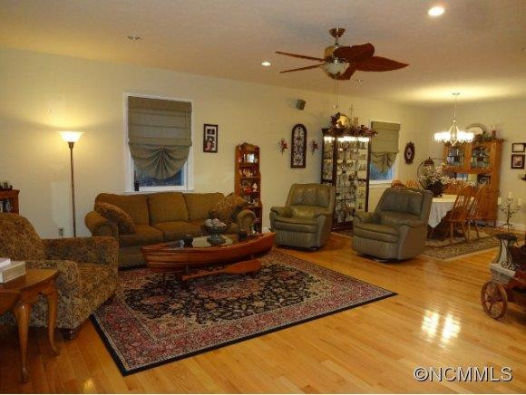 361 LANNING MILL ROAD - Photo 8
