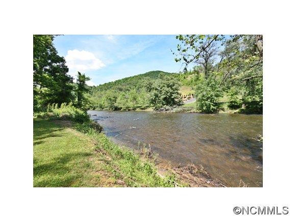 483 Wayehutta Rd - Photo 11