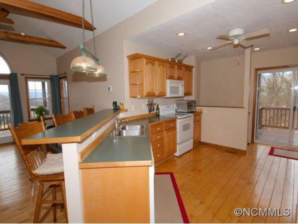 44 WOODHAVEN RIDGE - Photo 10