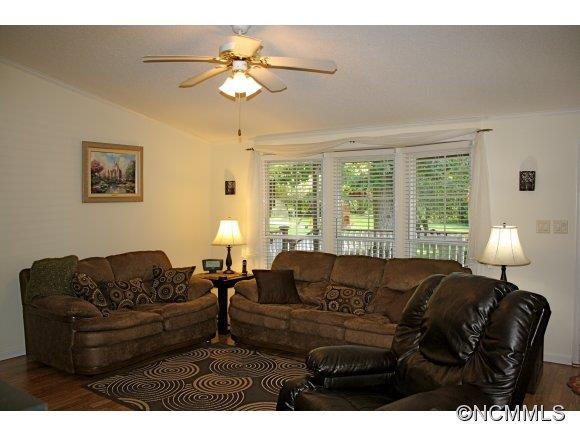 1008 Hutch Mountain Road - Photo 3