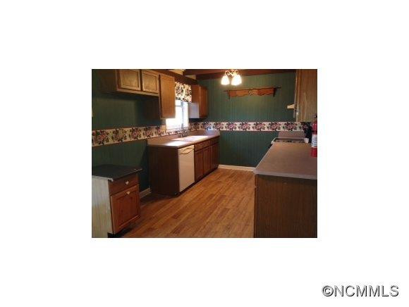49 Lynwood Circle - Photo 4