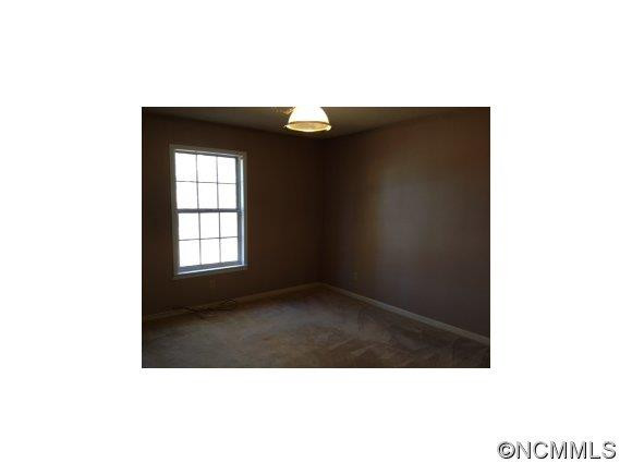 49 Lynwood Circle - Photo 7