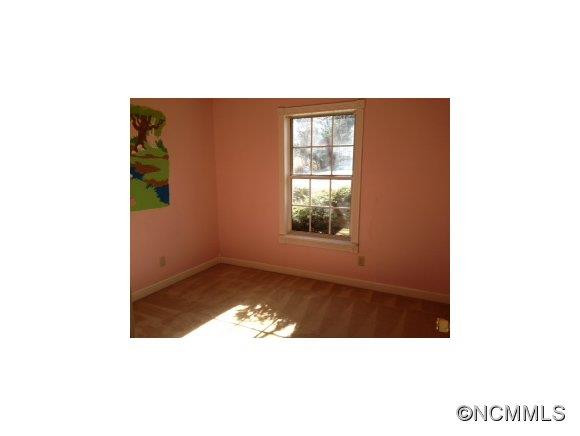 49 Lynwood Circle - Photo 9