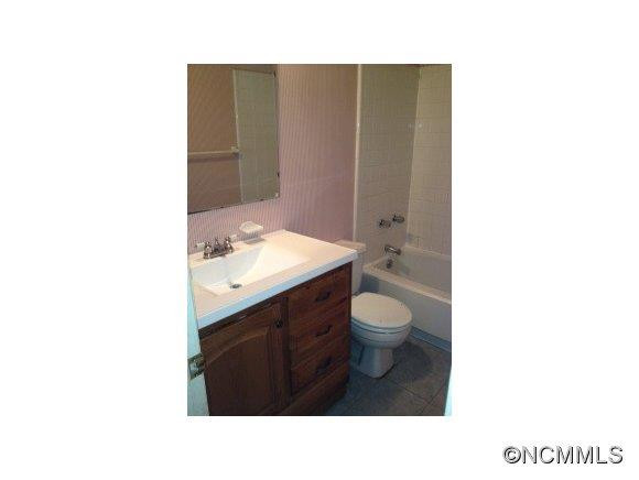 49 Lynwood Circle - Photo 10