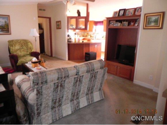 135 Baxter Way - Photo 2