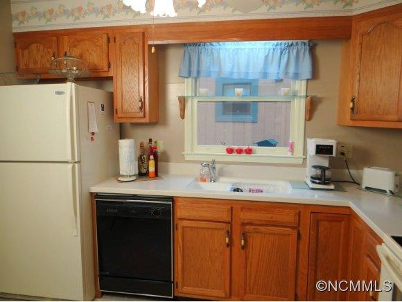 1753A Haywood Manor Road - Photo 8