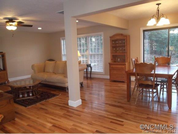 551 Rambling Drive - Photo 3