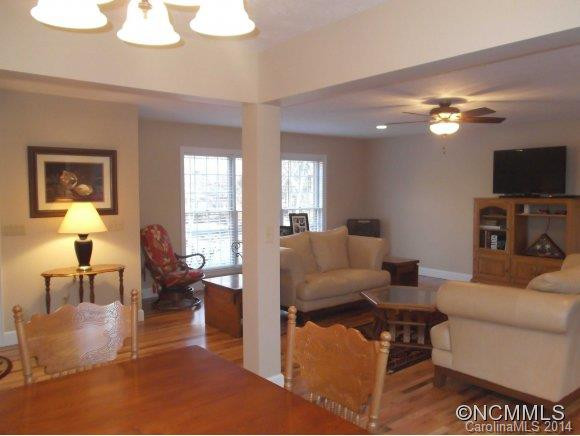 551 Rambling Drive - Photo 4