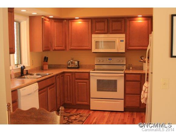 551 Rambling Drive - Photo 7