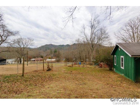 340 McCoy Cove Road - Photo 17