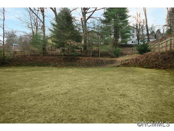 14 Avon Ave - Photo 4