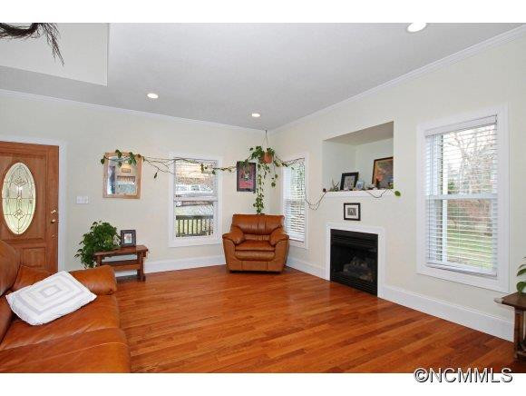 14 Avon Ave - Photo 6