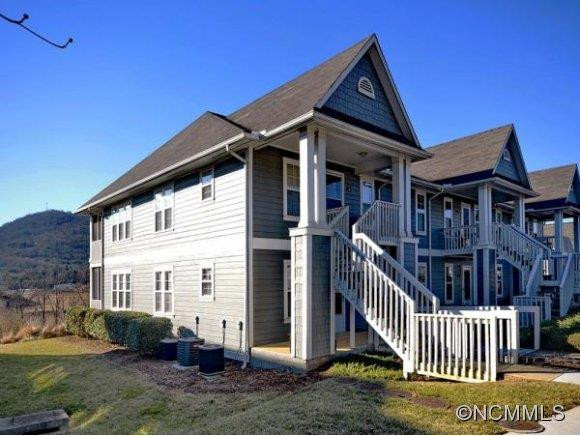 3102 IDLE HOUR DRIVE