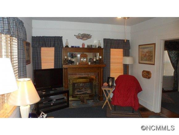 118 South Main Street - Photo 3