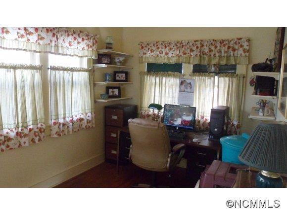 118 South Main Street - Photo 10