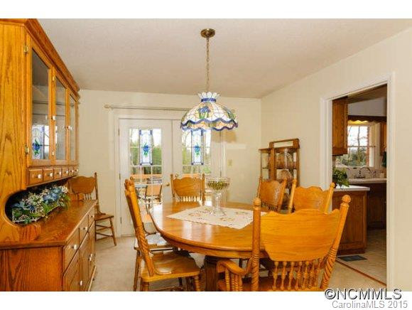 8 High Meadows - Photo 11