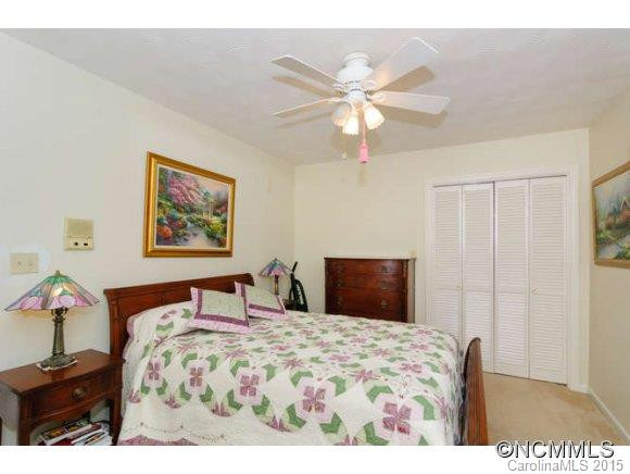 8 High Meadows - Photo 16