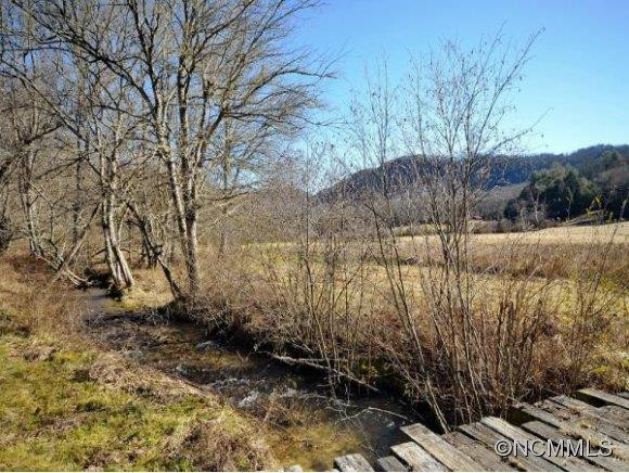 589 BRUSH CREEK ROAD - Photo 21