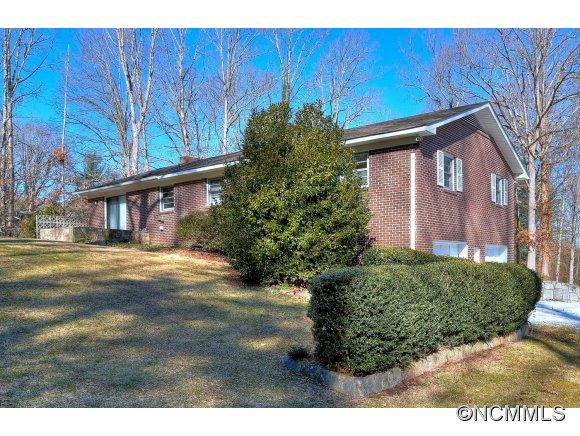 3233 Debbie Drive - Photo 2