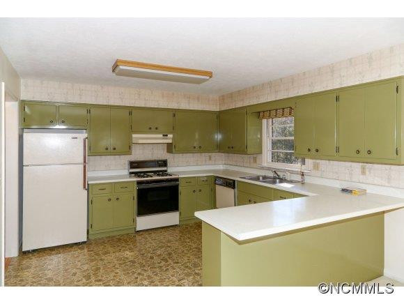 3233 Debbie Drive - Photo 11
