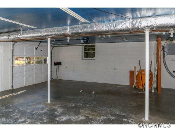 3233 Debbie Drive - Photo 15