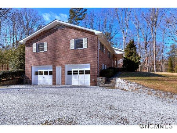3233 Debbie Drive - Photo 3