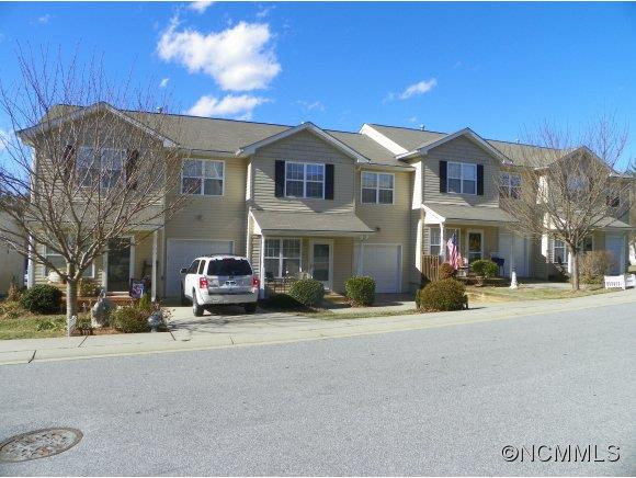 379 Wiltshire Circle - Photo 2