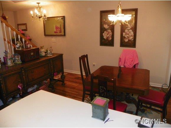 379 Wiltshire Circle - Photo 12