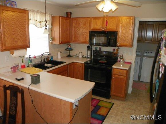 379 Wiltshire Circle - Photo 13