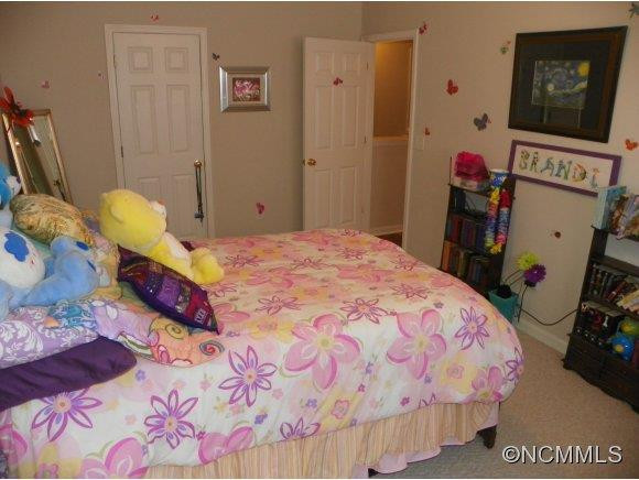 379 Wiltshire Circle - Photo 23