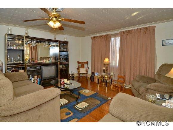 9 Latta St. - Photo 2