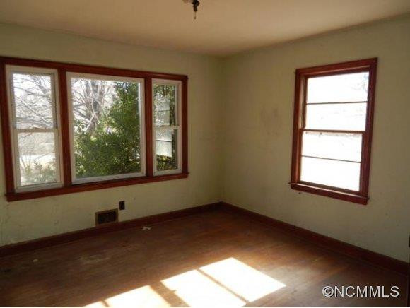 16 BRENDELL ROAD - Photo 3