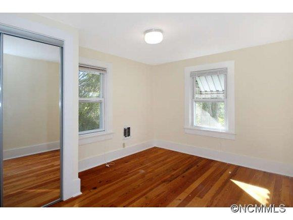 295.5 Shelburne Road - Photo 3