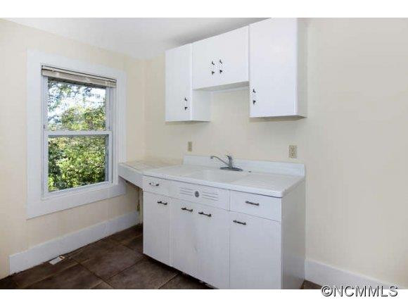 295.5 Shelburne Road - Photo 5
