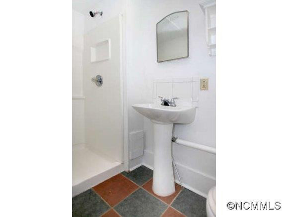 295.5 Shelburne Road - Photo 6